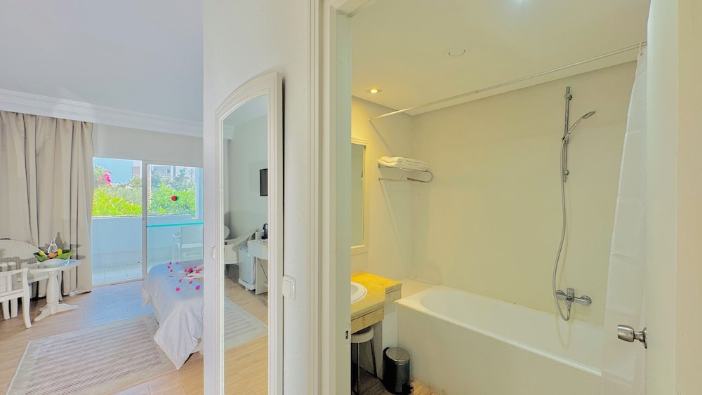 Hammamet Garden Resort and Spa — Hotel rooms in Hammamet, Nabeul