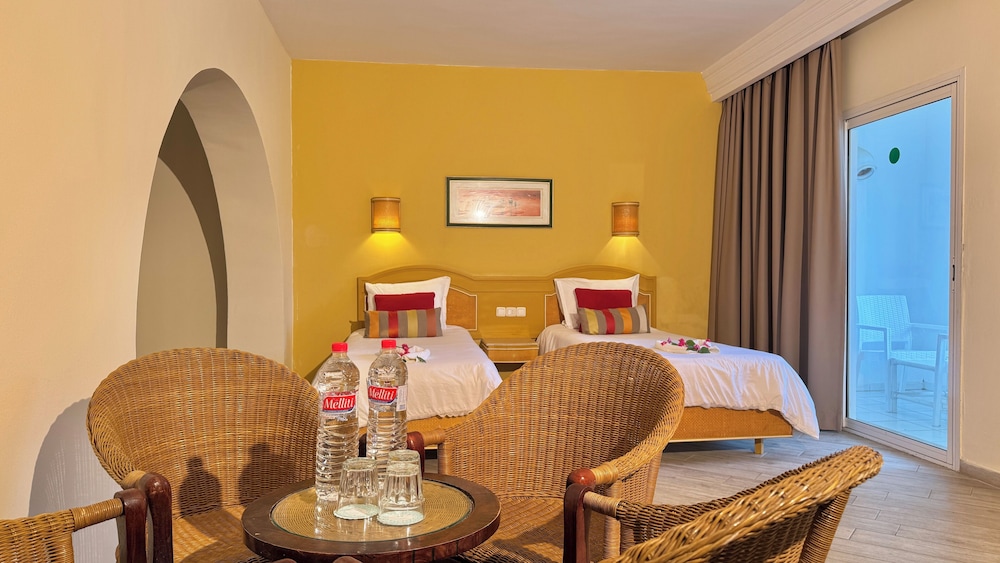 Hammamet Garden Resort and Spa — Hotel rooms in Hammamet, Nabeul