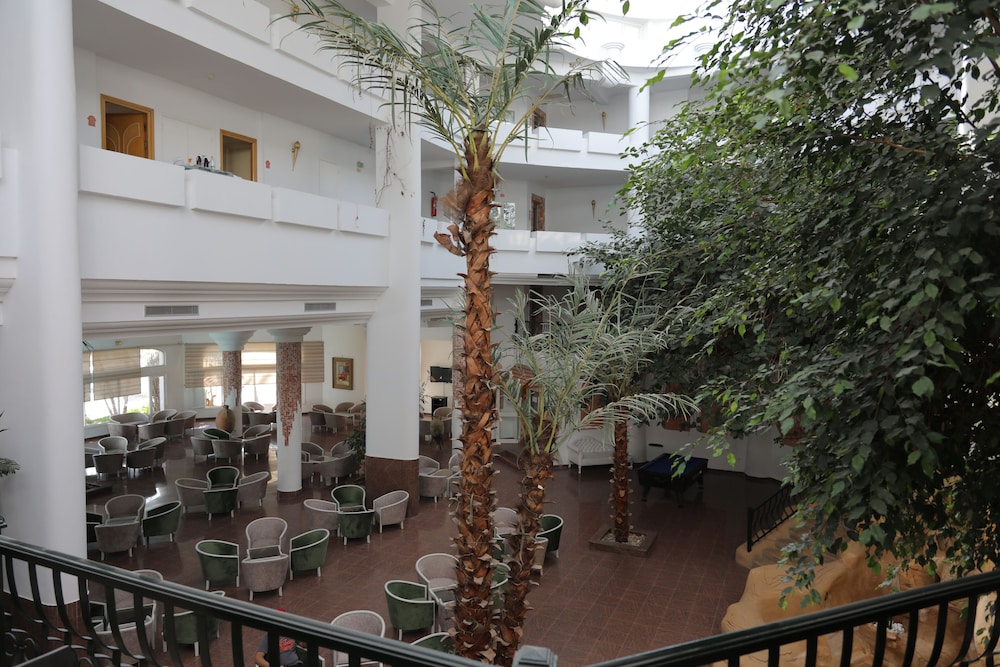 Hammamet Garden Resort and Spa — Hotel building in Hammamet, Nabeul