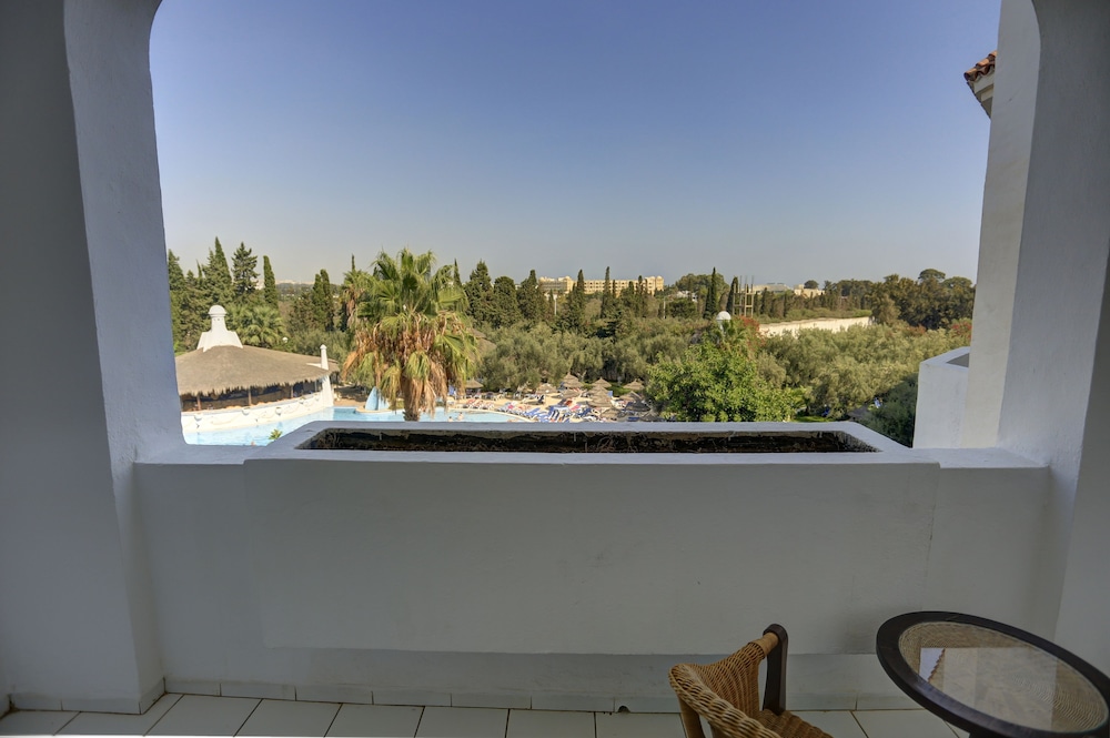Hammamet Garden Resort and Spa — Swimming pool in Hammamet, Nabeul