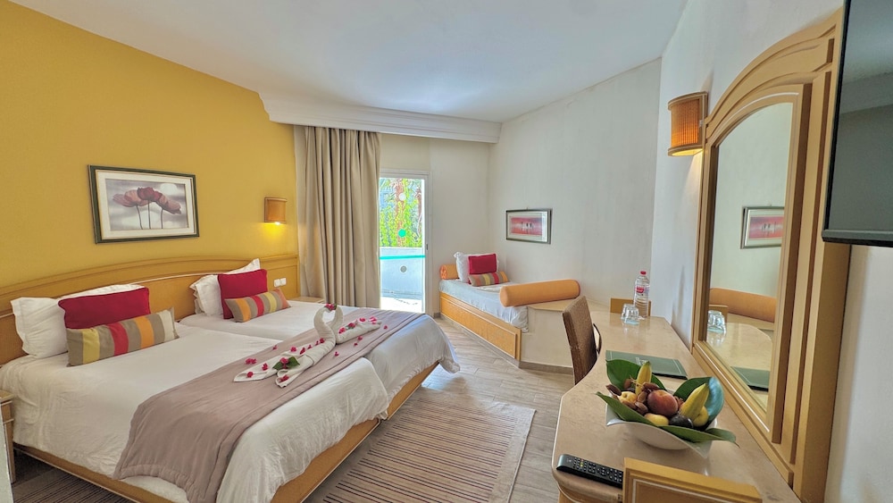 Hammamet Garden Resort and Spa — Hotel rooms in Hammamet, Nabeul