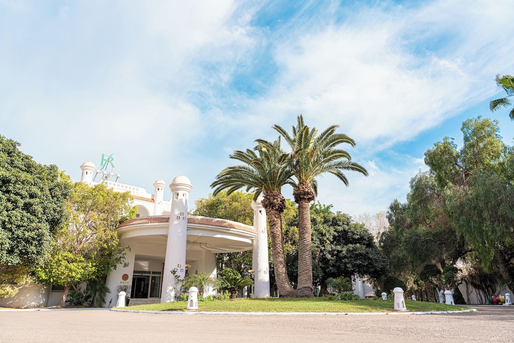 Hammamet Garden Resort and Spa — Hotel building in Hammamet, Nabeul
