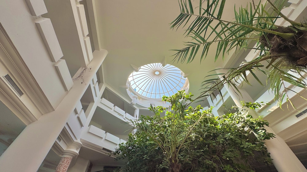 Hammamet Garden Resort and Spa — Hotel building in Hammamet, Nabeul