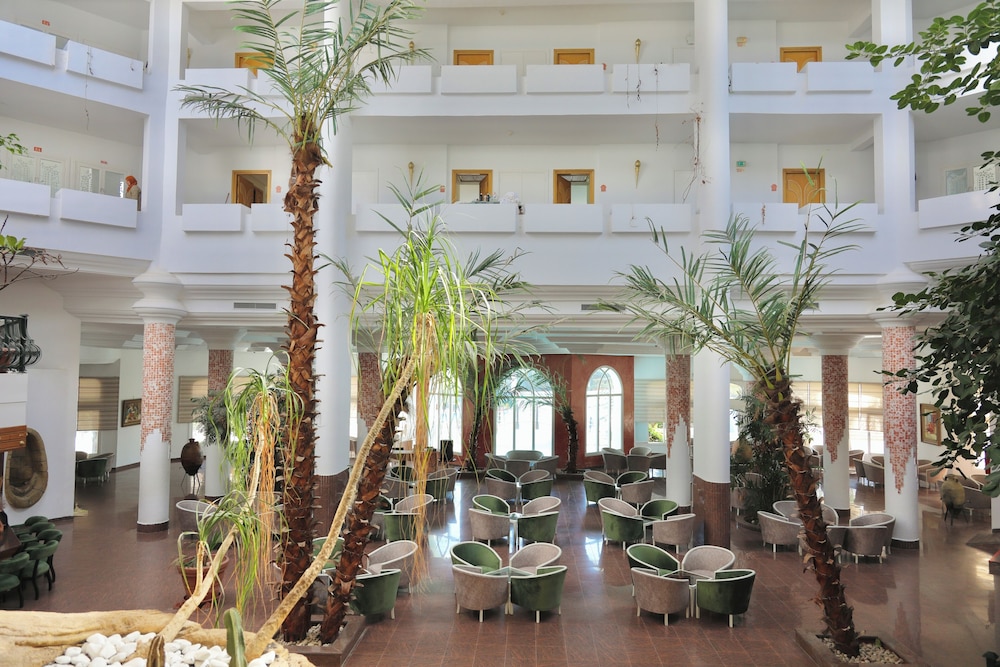 Hammamet Garden Resort and Spa — Hotel building in Hammamet, Nabeul
