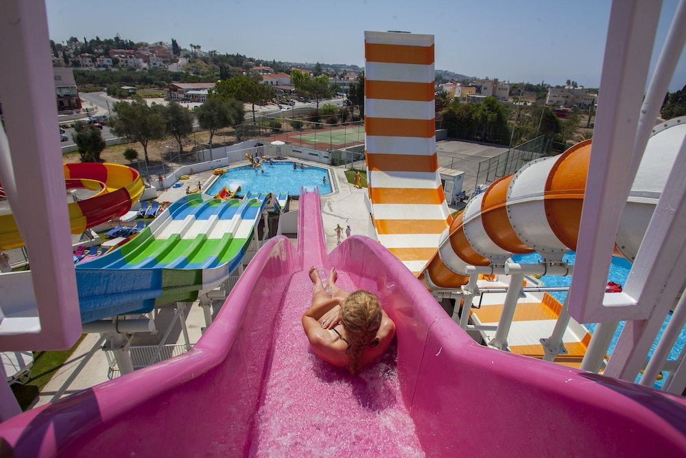 Leonardo Laura Beach & Splash Resort — Attractions for children in Chlorakas, Paphos Region