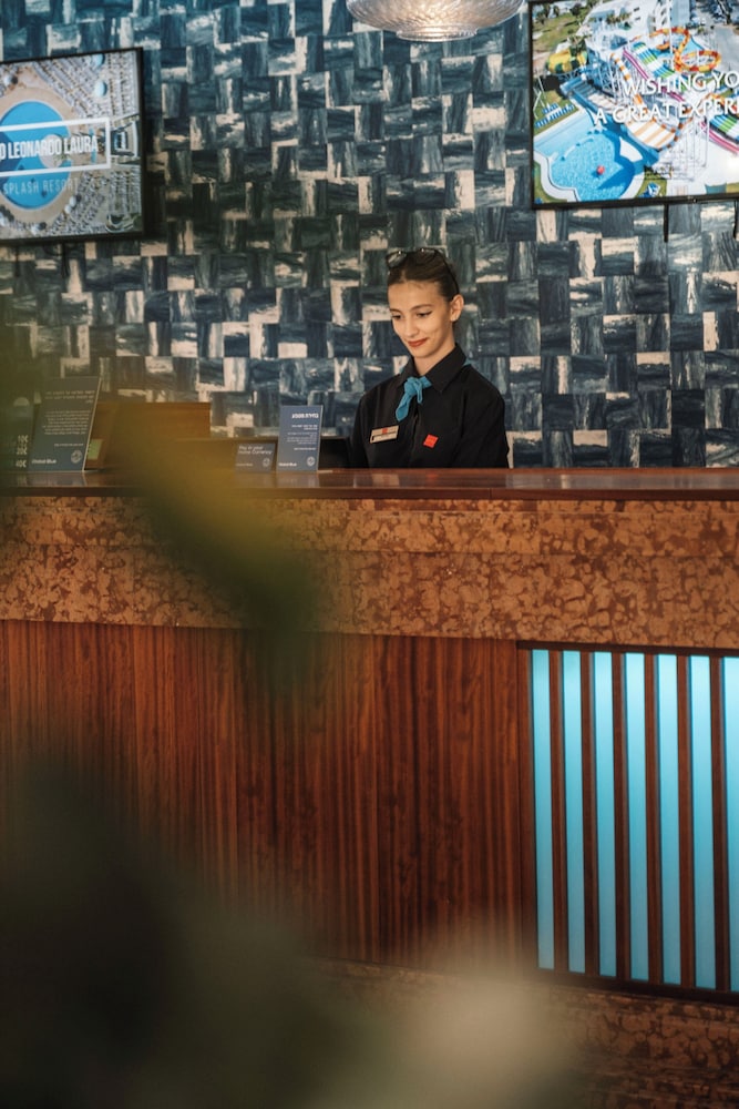 Leonardo Laura Beach & Splash Resort — Hotel building in Chlorakas, Paphos Region
