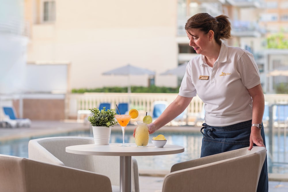 Hotel HSM Reina del Mar — Restaurant & bars in Playa de Palma, Balearic Islands