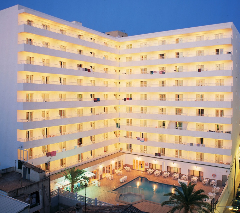 Hotel HSM Reina del Mar — Hotel building in Playa de Palma, Balearic Islands