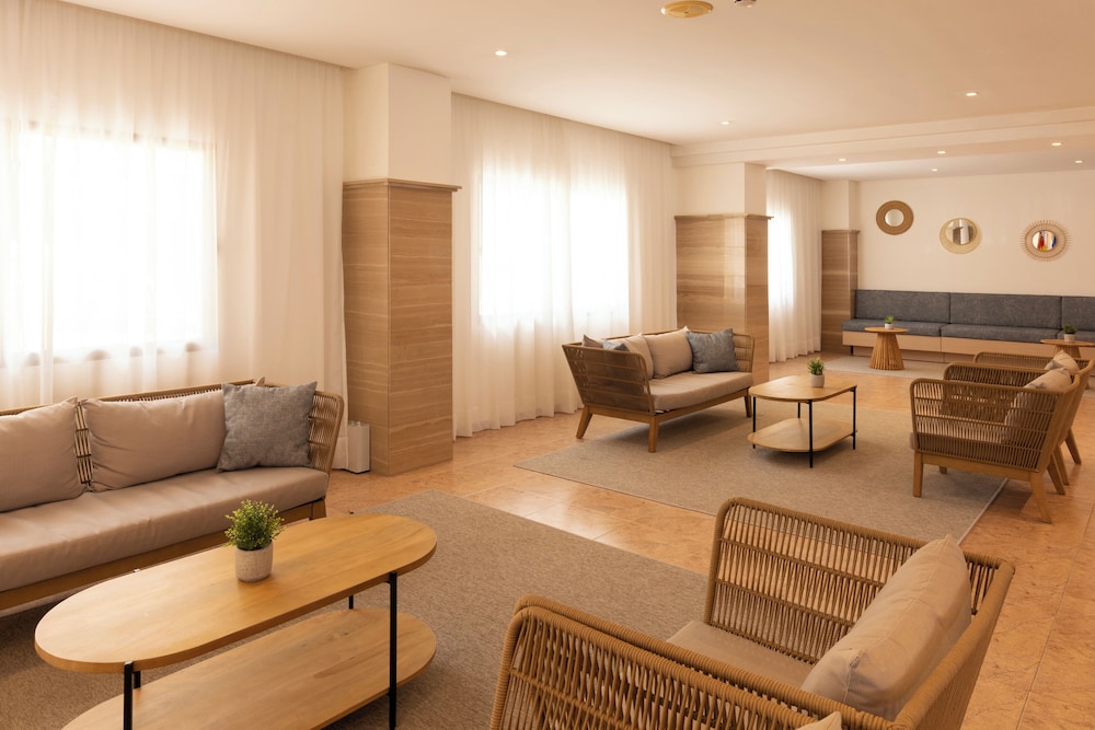 Hotel HSM Reina del Mar — Hotel building in Playa de Palma, Balearic Islands