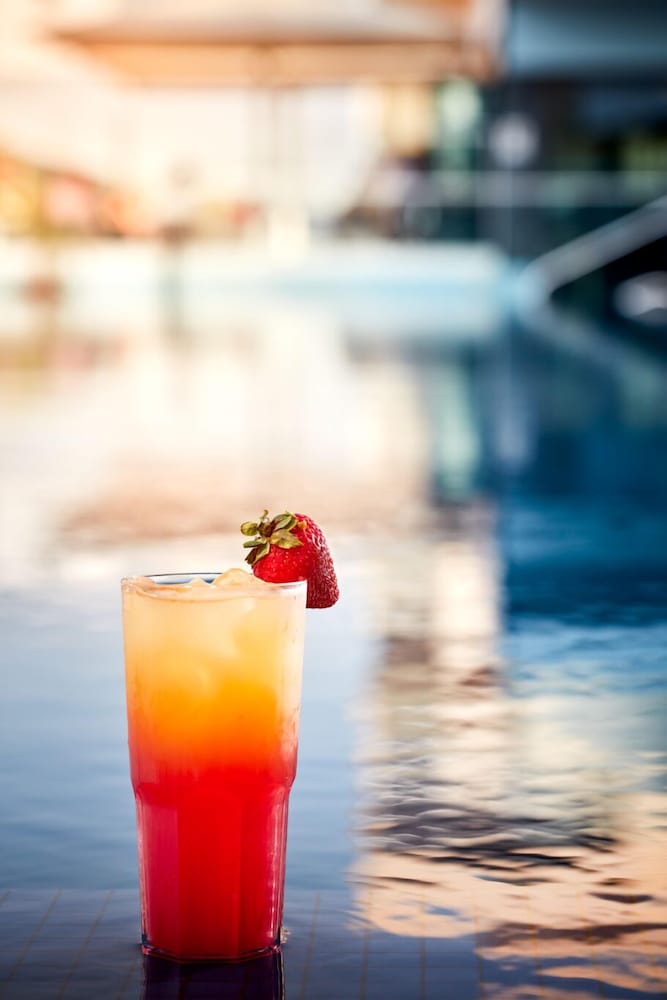 Dom Jose Beach Hotel — Restaurant & bars in Quarteira, Faro