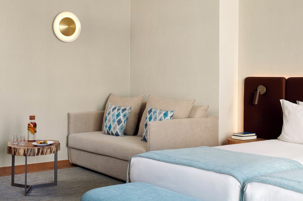 Dom Jose Beach Hotel — Hotel rooms in Quarteira, Faro