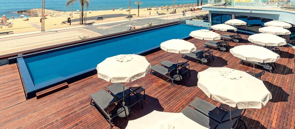 Dom Jose Beach Hotel — Swimming pool in Quarteira, Faro