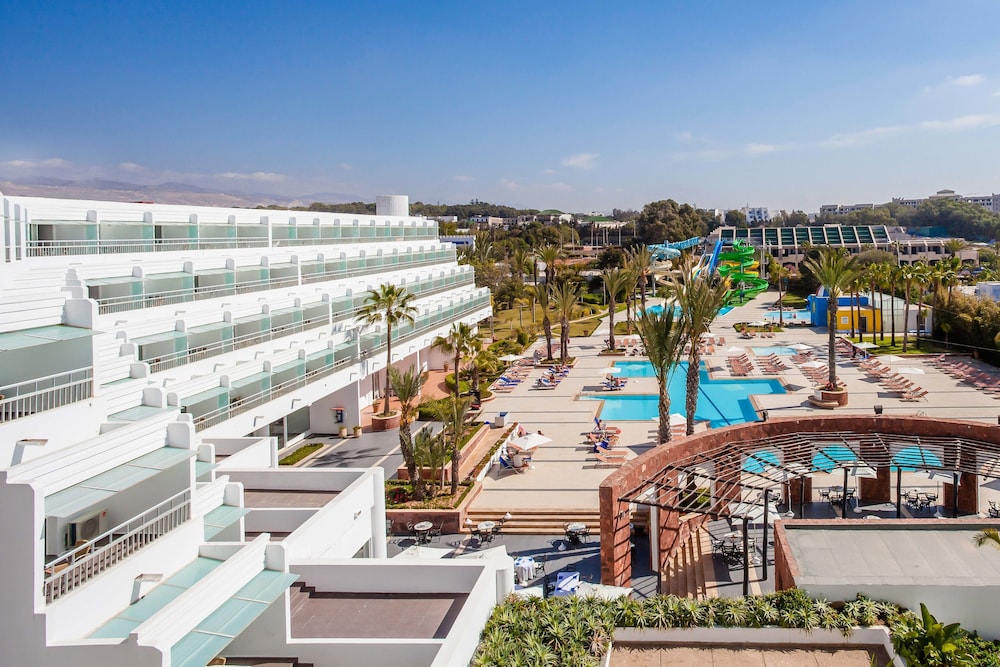 Amadil Ocean Club — Swimming pool in Agadir, Souss-Massa-Draa