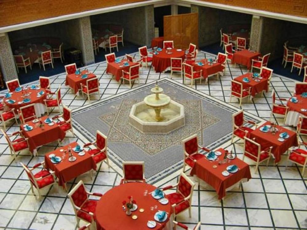 Amir Palace — Restaurant & bars in Skanes inc. Monastir, Monastir