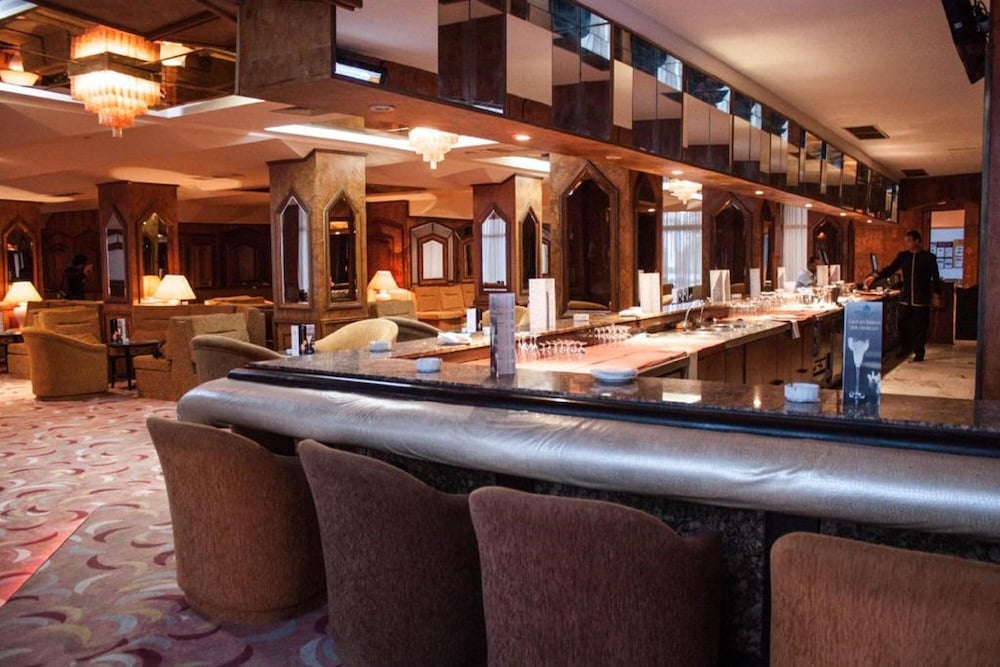 Amir Palace — Restaurant & bars in Skanes inc. Monastir, Monastir