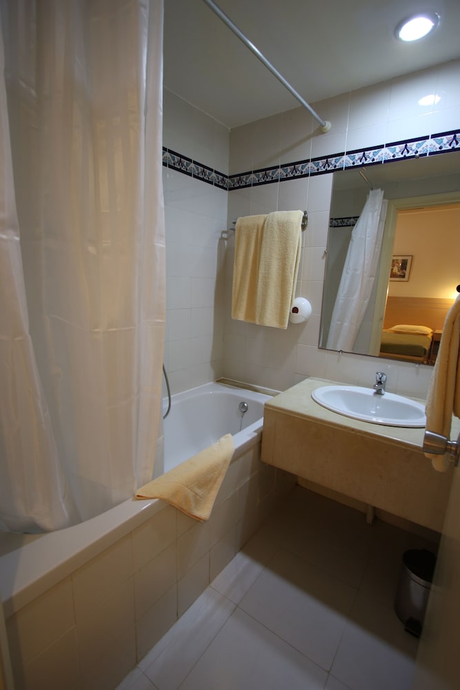 Omar Khayam Resort & Aqua Park — Hotel rooms in Hammamet, Nabeul