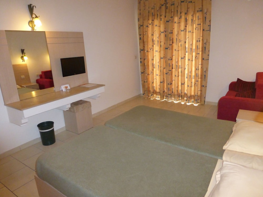 Omar Khayam Resort & Aqua Park — Hotel rooms in Hammamet, Nabeul