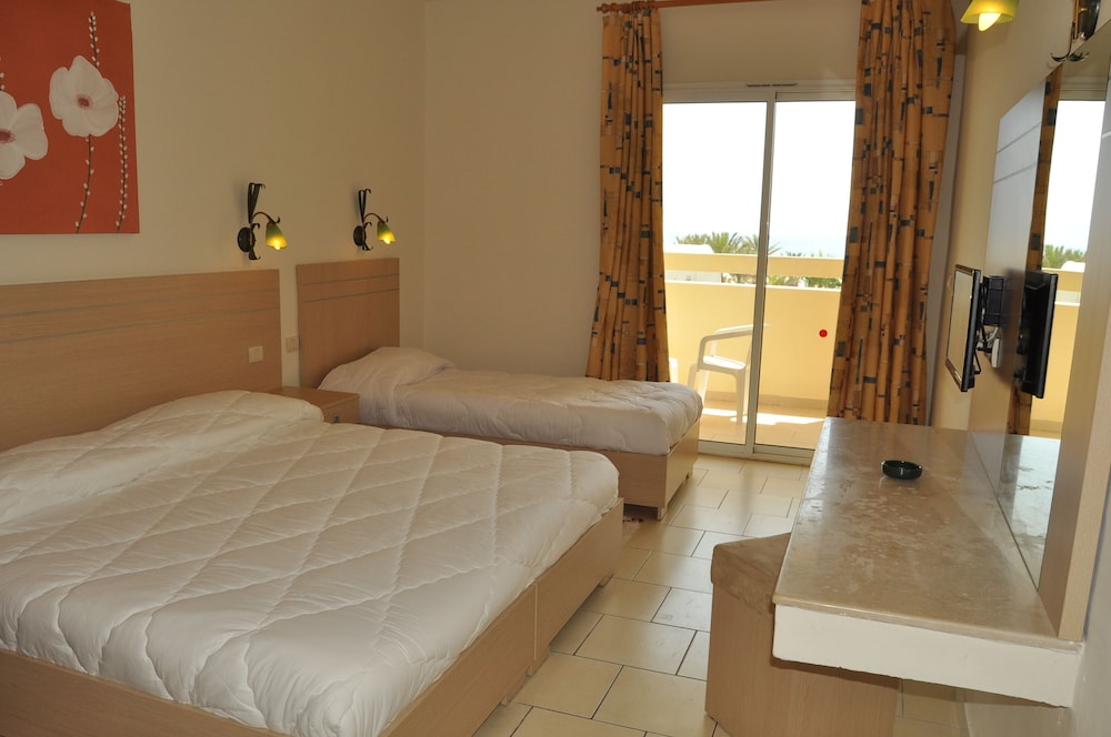 Omar Khayam Resort & Aqua Park — Hotel rooms in Hammamet, Nabeul