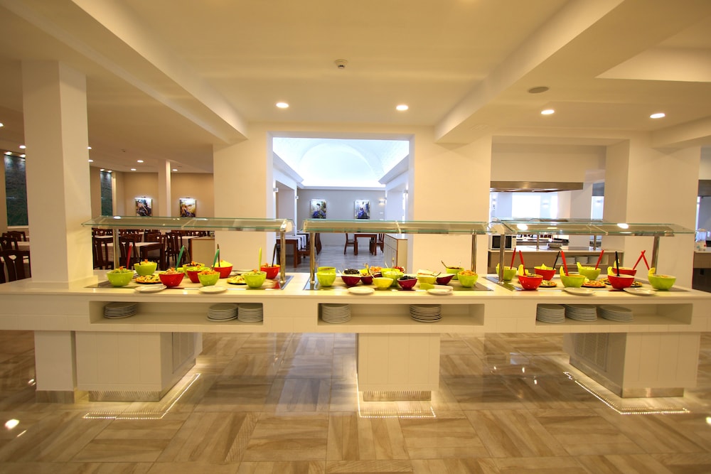 Omar Khayam Resort & Aqua Park — Restaurant & bars in Hammamet, Nabeul