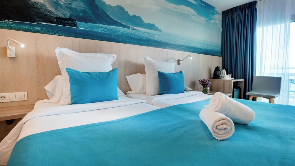 Bluesea Marieta — Hotel rooms in Playa del Ingles, Canary Islands