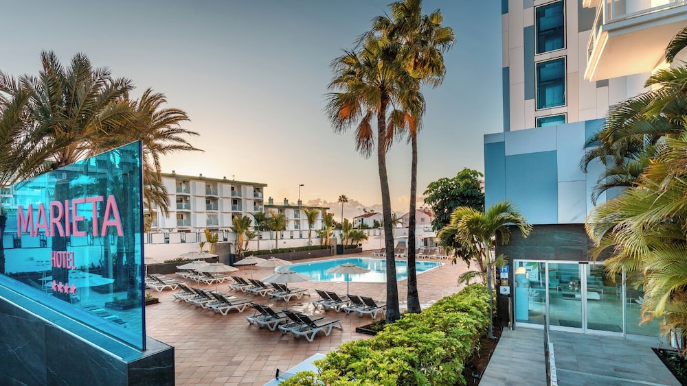 Bluesea Marieta — Swimming pool in Playa del Ingles, Canary Islands