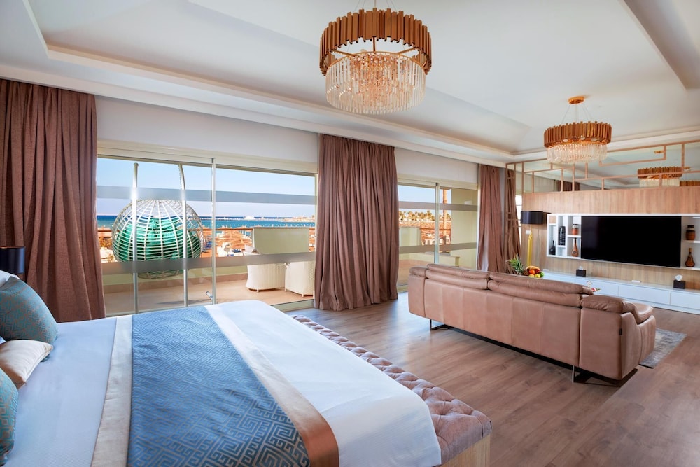 Pickalbatros Dana Beach Resort - Hurghada — Hotel rooms in Hurghada, Red Sea