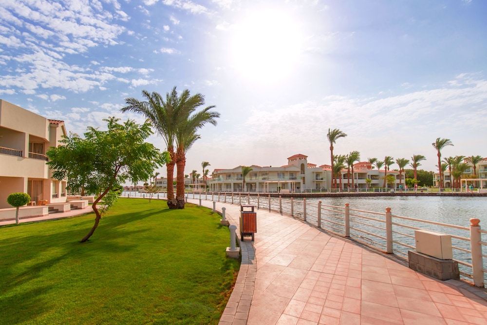 Pickalbatros Dana Beach Resort - Hurghada — Attractions in the area in Hurghada, Red Sea