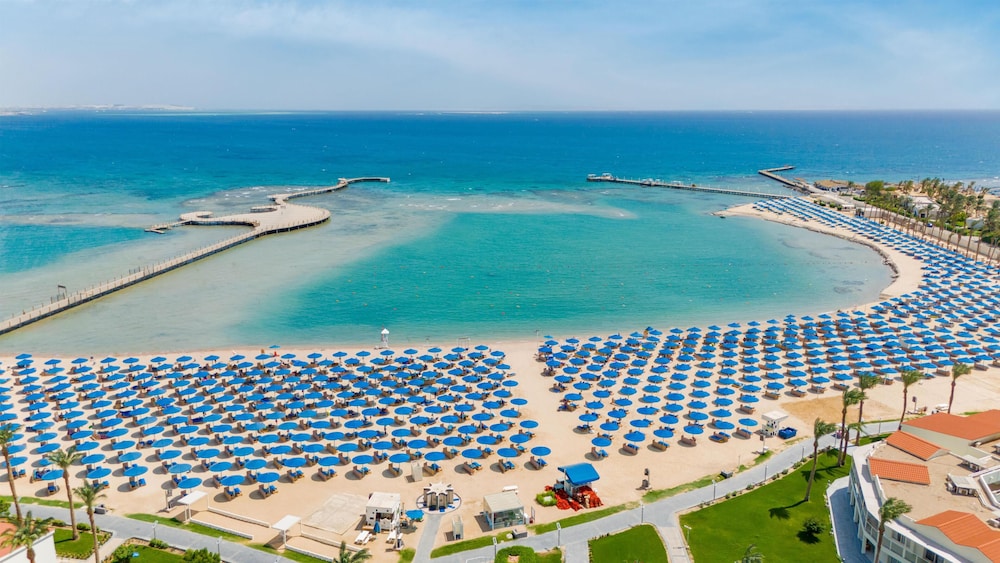 Pickalbatros Dana Beach Resort - Hurghada — Beach in Hurghada, Red Sea