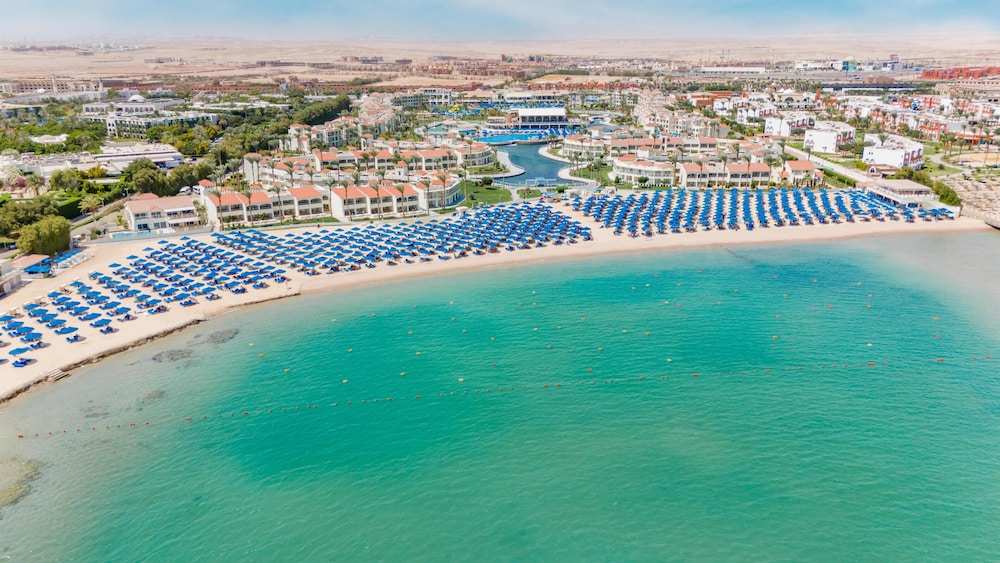 Pickalbatros Dana Beach Resort - Hurghada — Beach in Hurghada, Red Sea