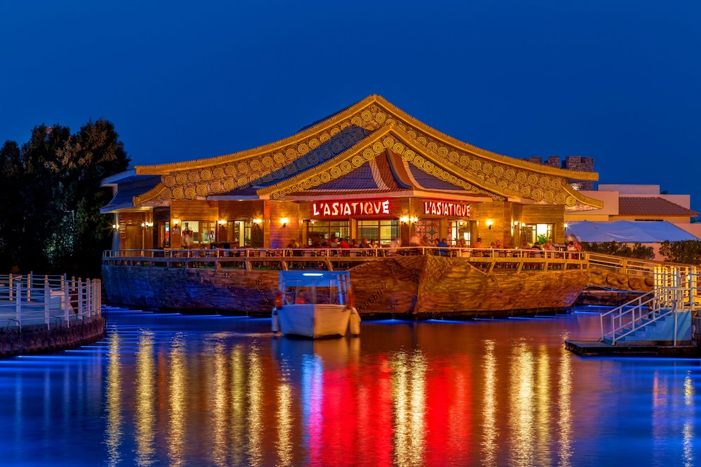 Pickalbatros Dana Beach Resort - Hurghada — Restaurant & bars in Hurghada, Red Sea