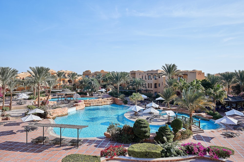 Steigenberger Coraya Beach - Adults Friendly 16 Years Plus — Swimming pool in El Quseir, Red Sea