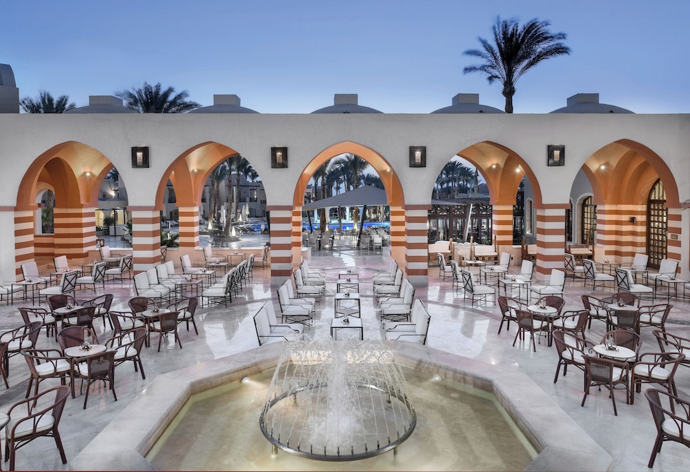 Iberotel Makadi Beach by JAZ - All inclusive — Restaurant & bars in Makadi Bay, Red Sea
