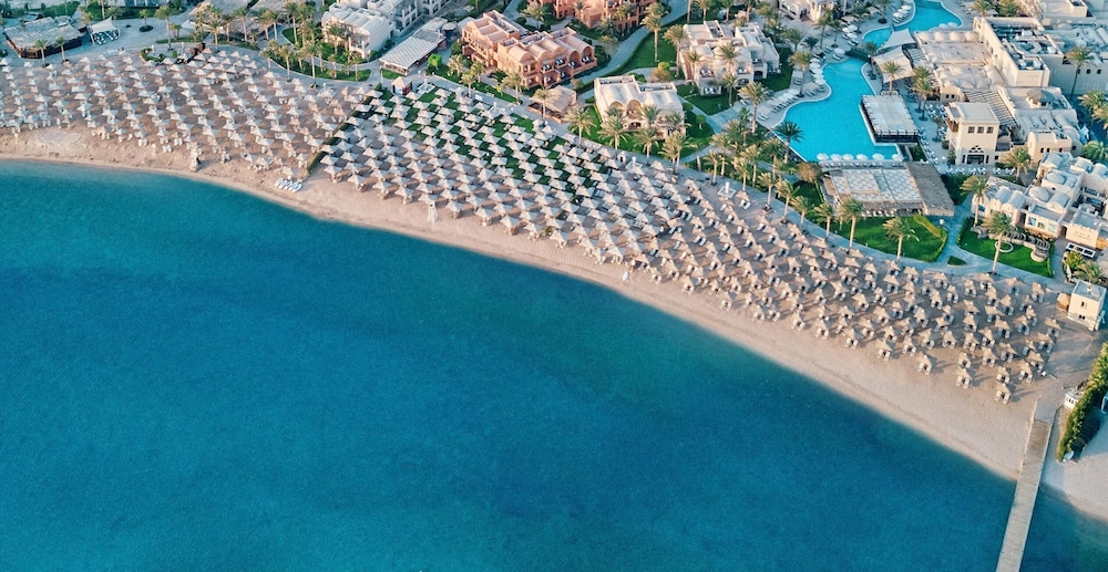 Iberotel Makadi Beach by JAZ - All inclusive — Beach in Makadi Bay, Red Sea