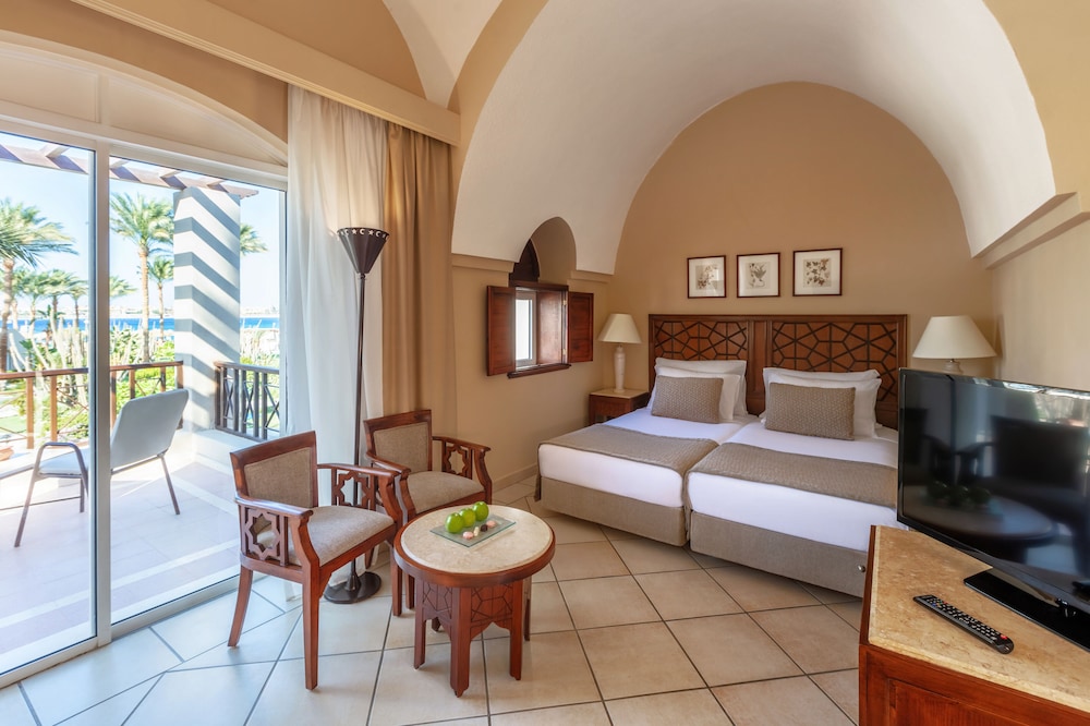 Iberotel Makadi Beach by JAZ - All inclusive — Hotel rooms in Makadi Bay, Red Sea
