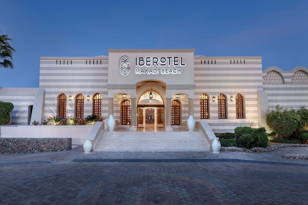 Iberotel Makadi Beach by JAZ - All inclusive — Hotel building in Makadi Bay, Red Sea