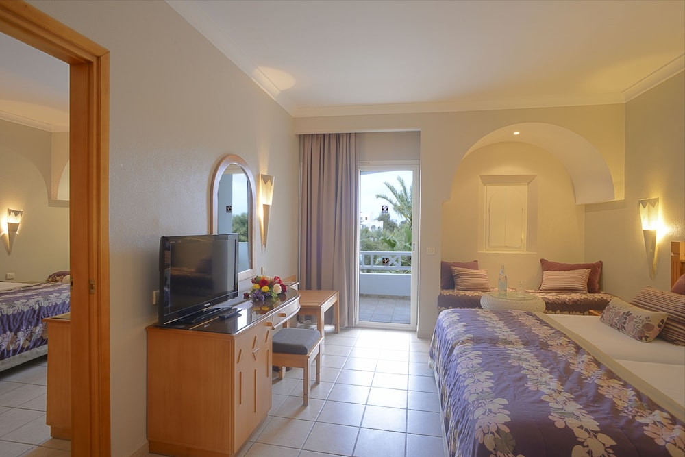 Djerba Resort — Hotel rooms in Midoun, Medenine