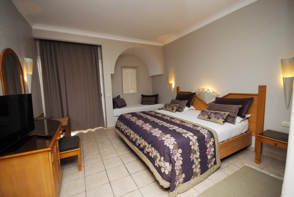 Djerba Resort — Hotel rooms in Midoun, Medenine