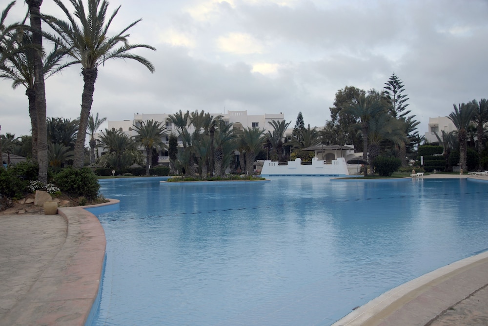 Djerba Resort — Swimming pool in Midoun, Medenine