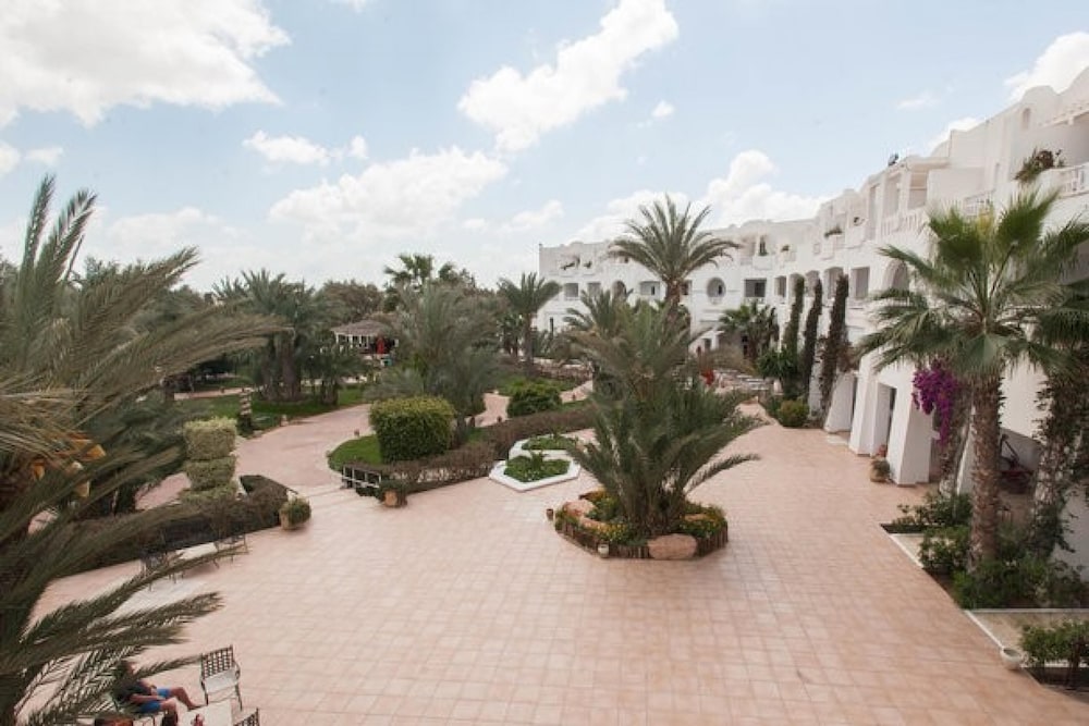 Djerba Resort — Hotel building in Midoun, Medenine