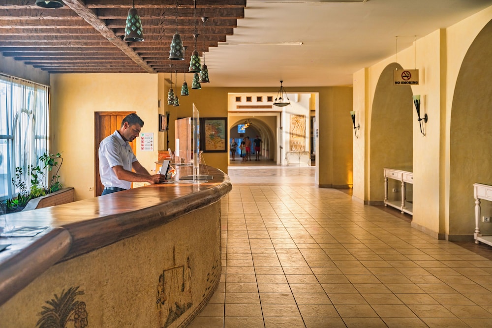 Djerba Resort — Hotel building in Midoun, Medenine