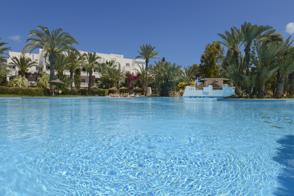 Djerba Resort — Swimming pool in Midoun, Medenine
