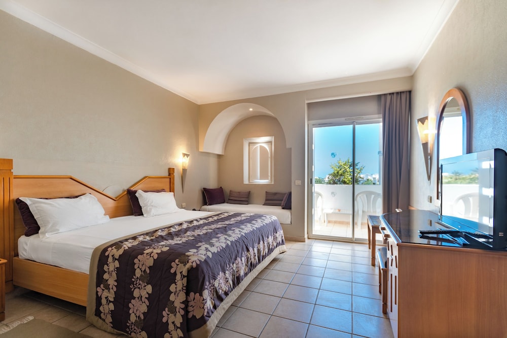 Djerba Resort — Hotel rooms in Midoun, Medenine