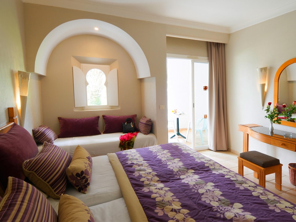 Djerba Resort — Hotel rooms in Midoun, Medenine