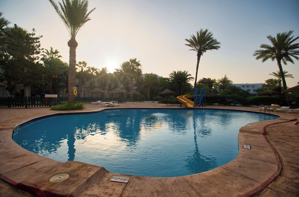 Djerba Resort — Swimming pool in Midoun, Medenine