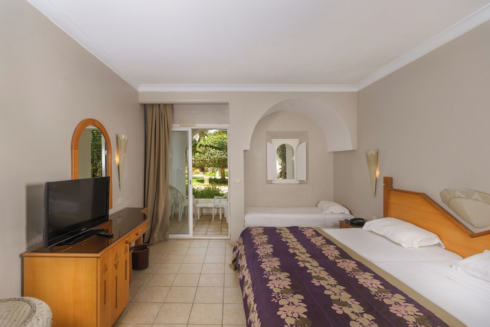 Djerba Resort — Hotel rooms in Midoun, Medenine