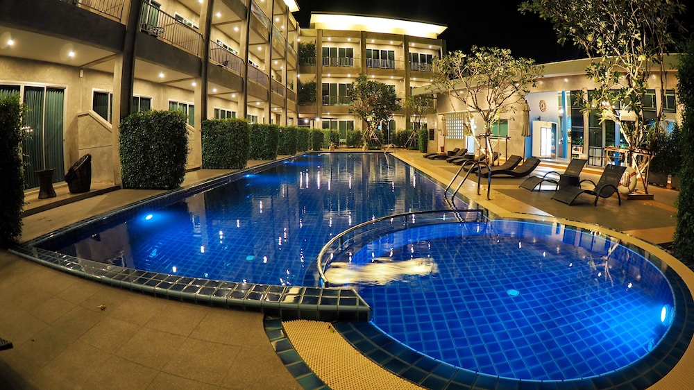 The Malika — Swimming pool in Phuket, Phuket Province