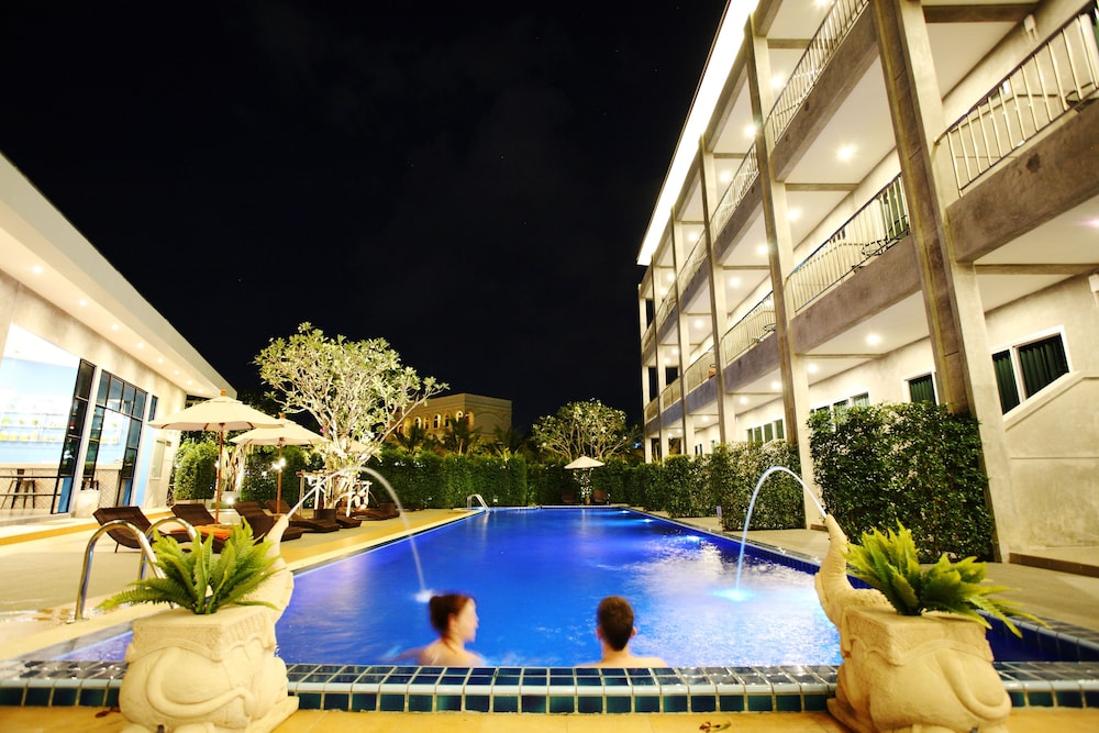 The Malika — Swimming pool in Phuket, Phuket Province