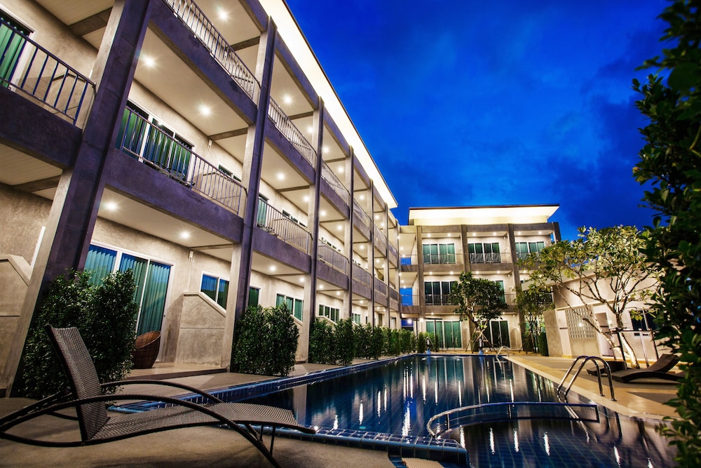 The Malika — Swimming pool in Phuket, Phuket Province