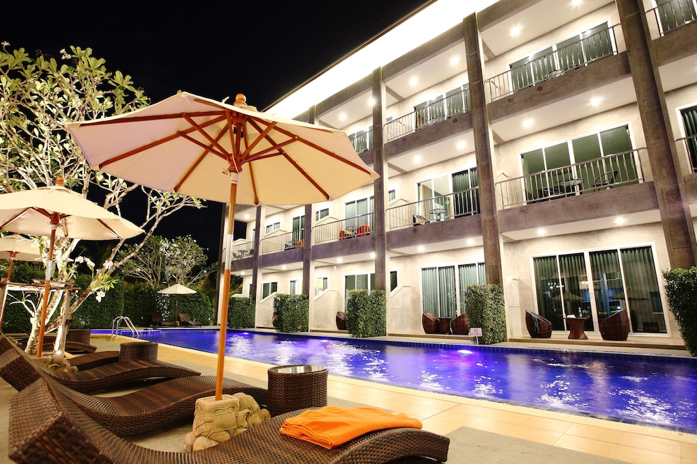 The Malika — Swimming pool in Phuket, Phuket Province