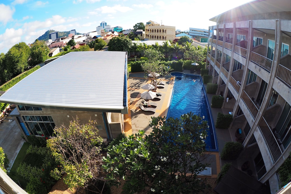 The Malika — Swimming pool in Phuket, Phuket Province